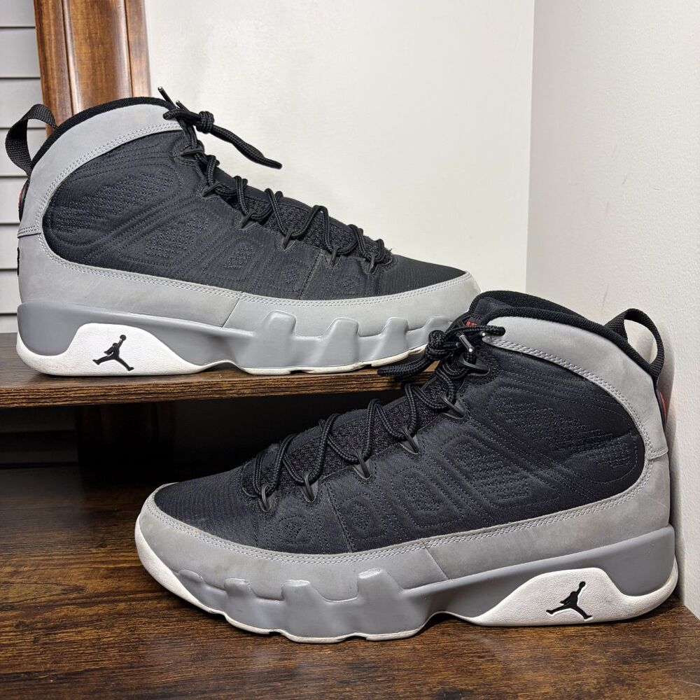 Size 11.5 - Nike Air Jordan 9 Retro Particle Grey/Black 2022